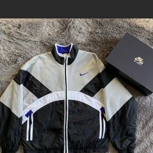 Vintage NIKE Swoosh Jacket 🔥